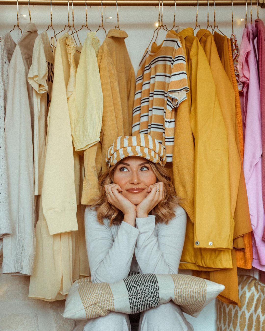 Thrift Shop: Trik Tampil Mahal Budget Minim