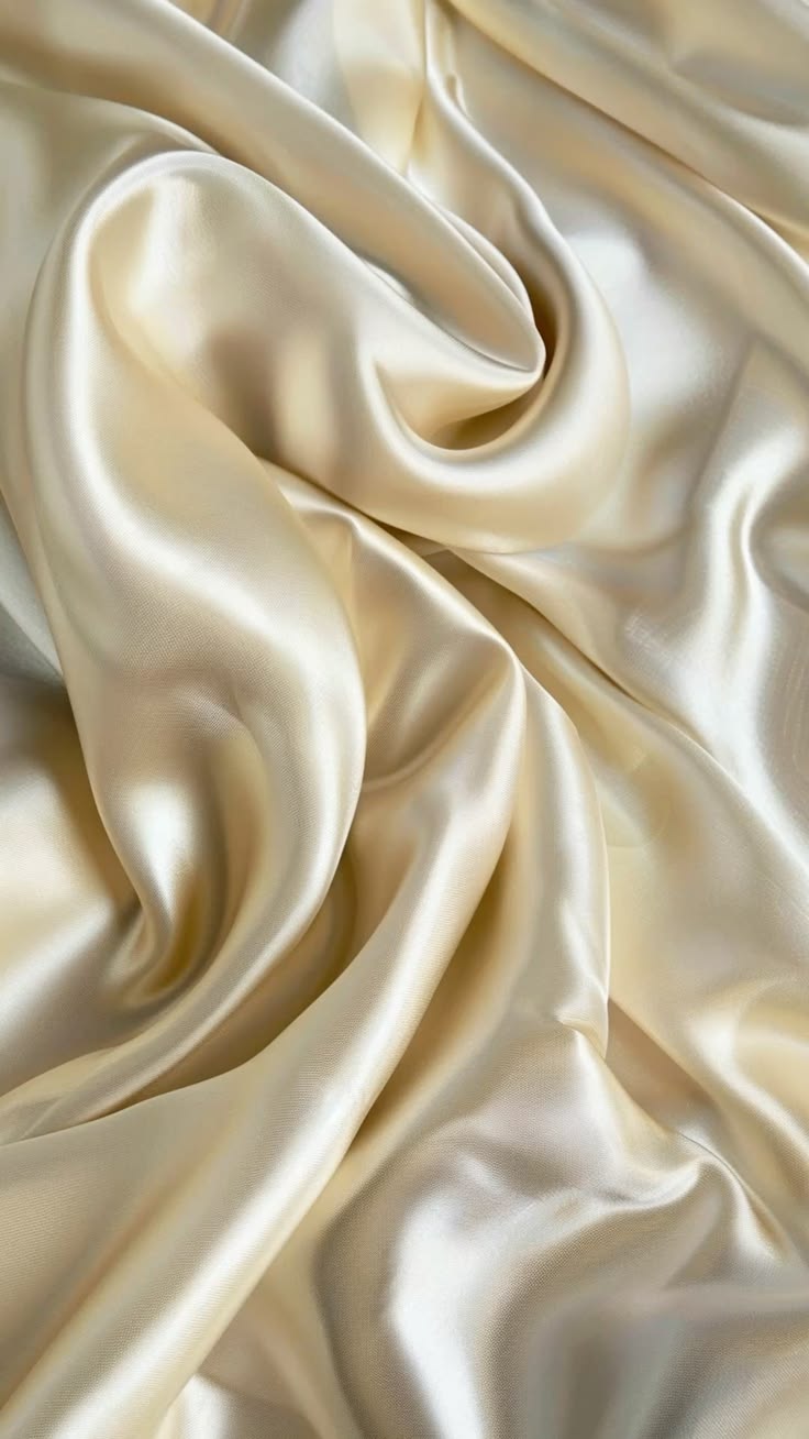 Bahan Satin: Karakteristik, Jenis, dan Panduan Merawatnya